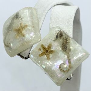 Vintage seahorse starfish glitter clear lucite chunky clip earrings